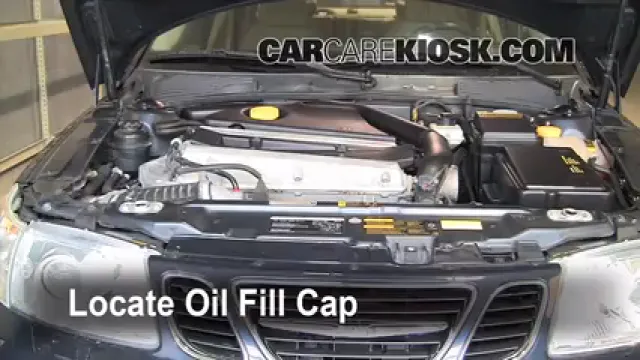 2005 Saab 9-5 Arc 2.3L 4 Cyl. Turbo Sedan Huile Ajouter de l'huile